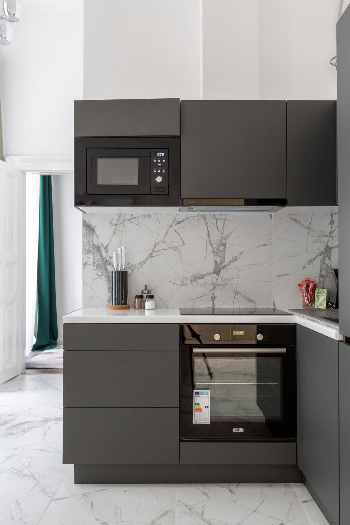Apartment Luxurious Prestige Next To The New York Cafe Budapest